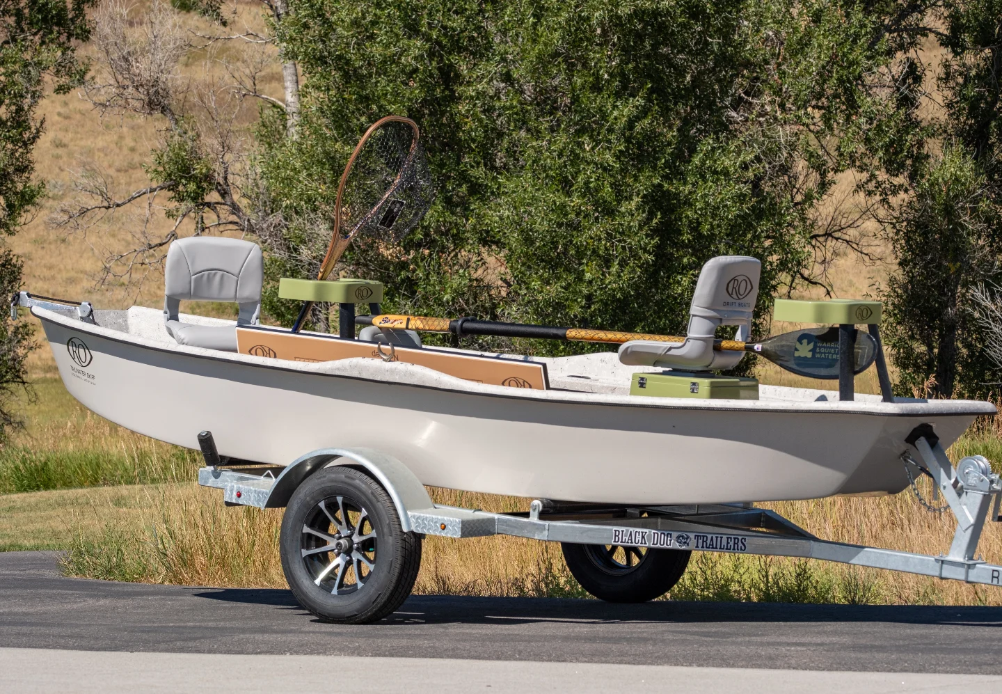 RO Tailwater skiff on the water